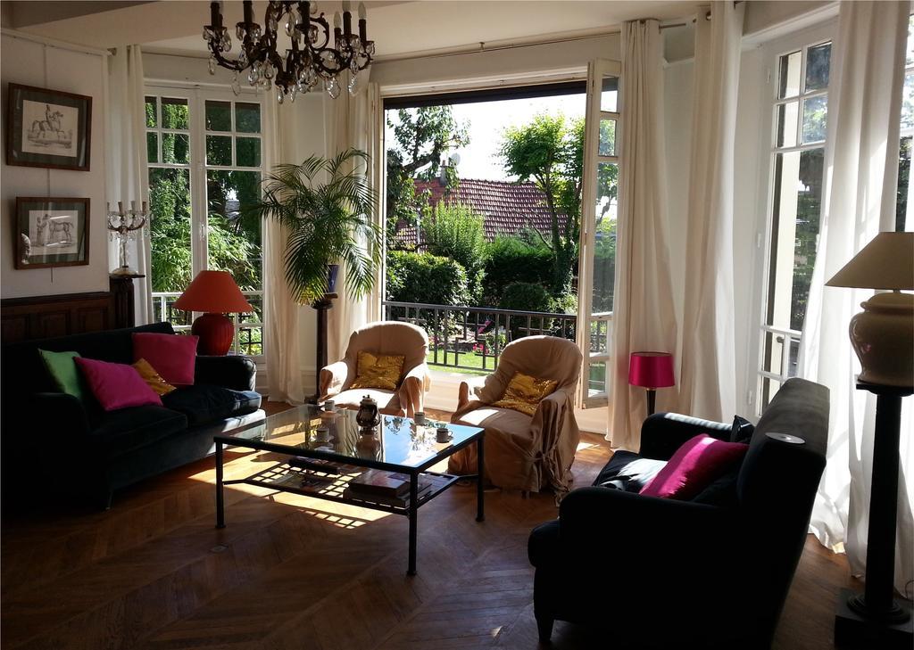 Chambres D'Hotes Les Francieres Вьерзон Экстерьер фото